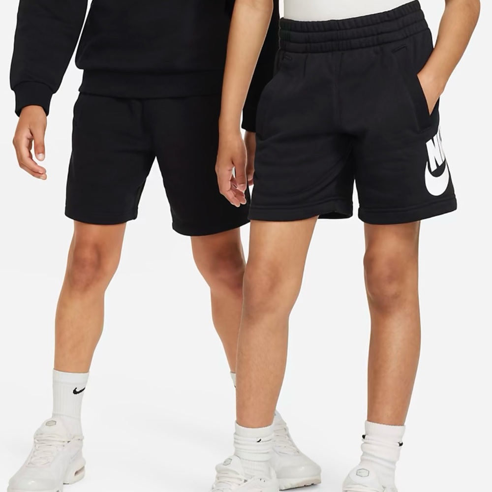 Nike Boys Medium Black Cotton Shorts